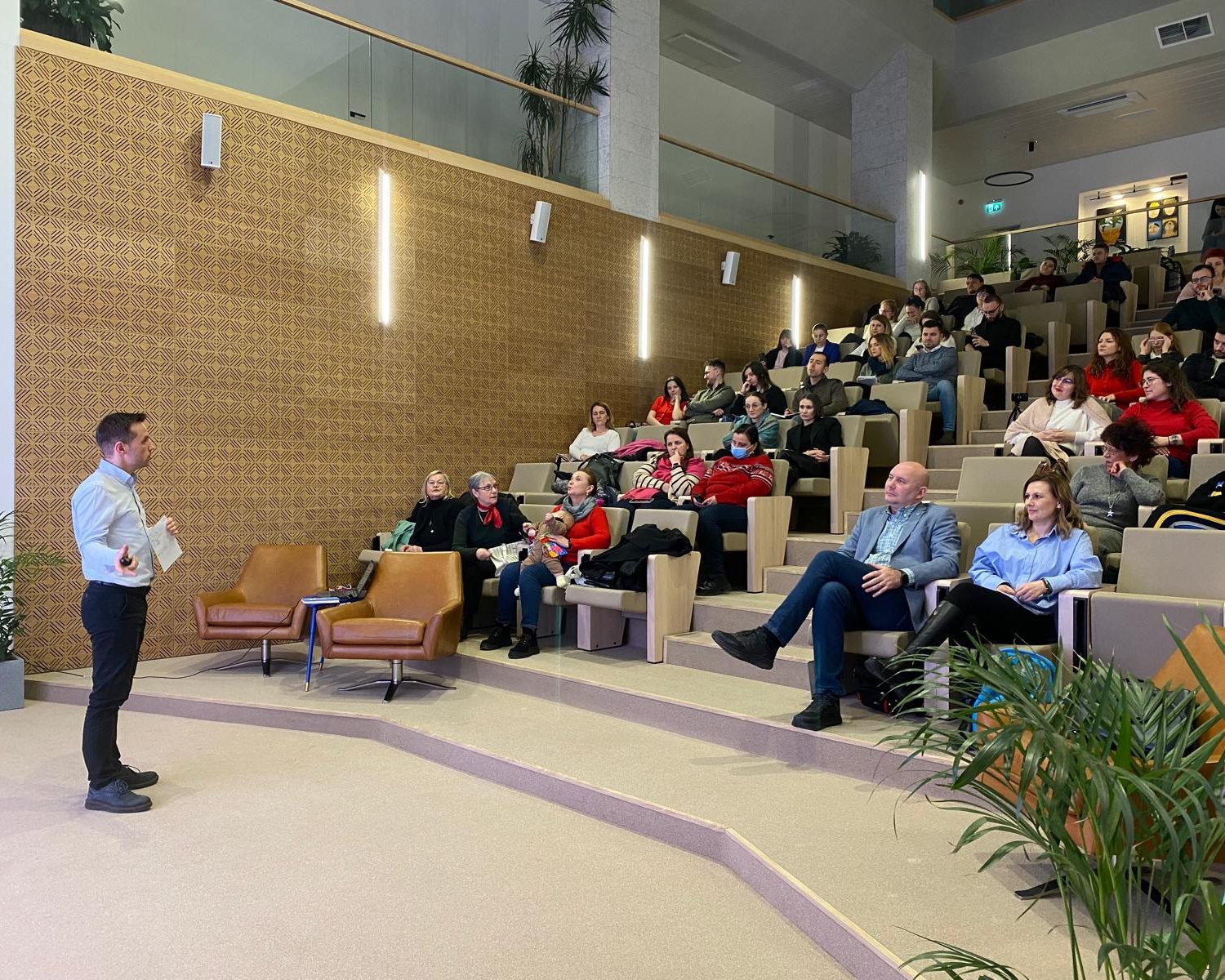 Cursuri pentru companii piatra neamt