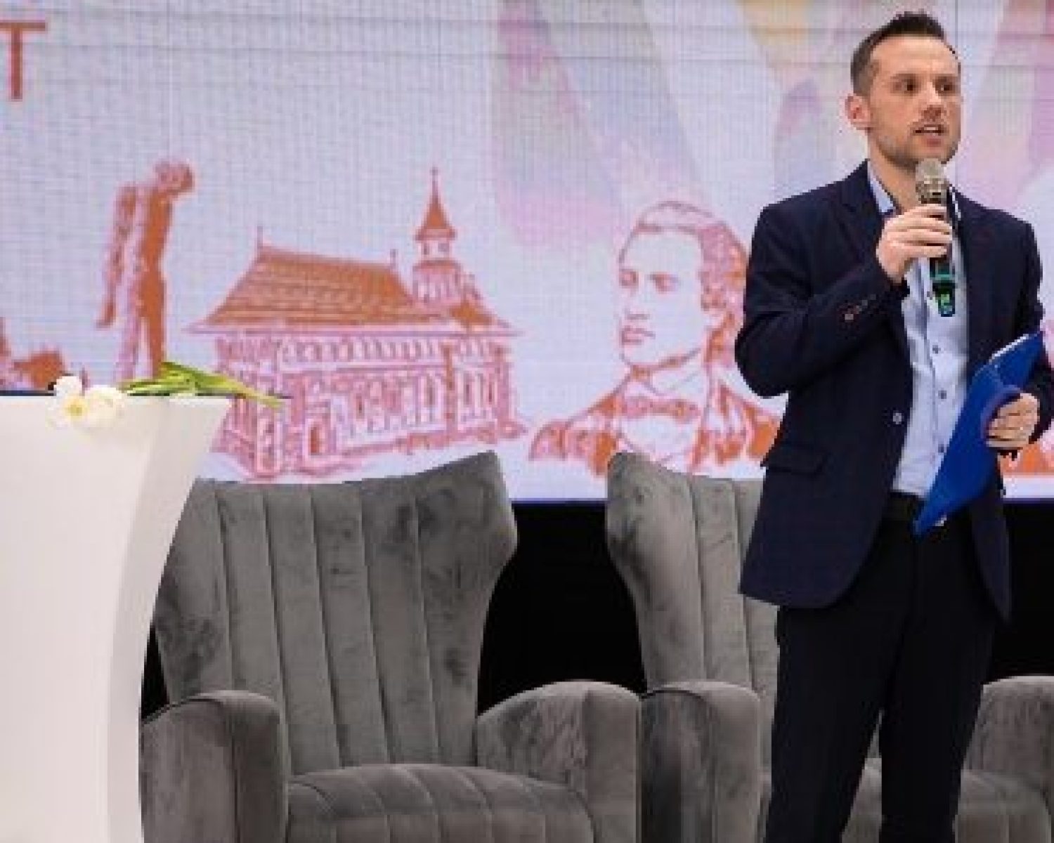 Cursuri interactive pentru companii, elevi și evenimente corporate